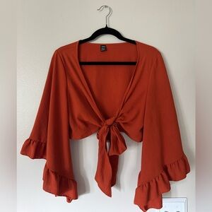 SHEIN Boho Butterfly Sleeve Tie Cropped Shirt - Women’s Medium